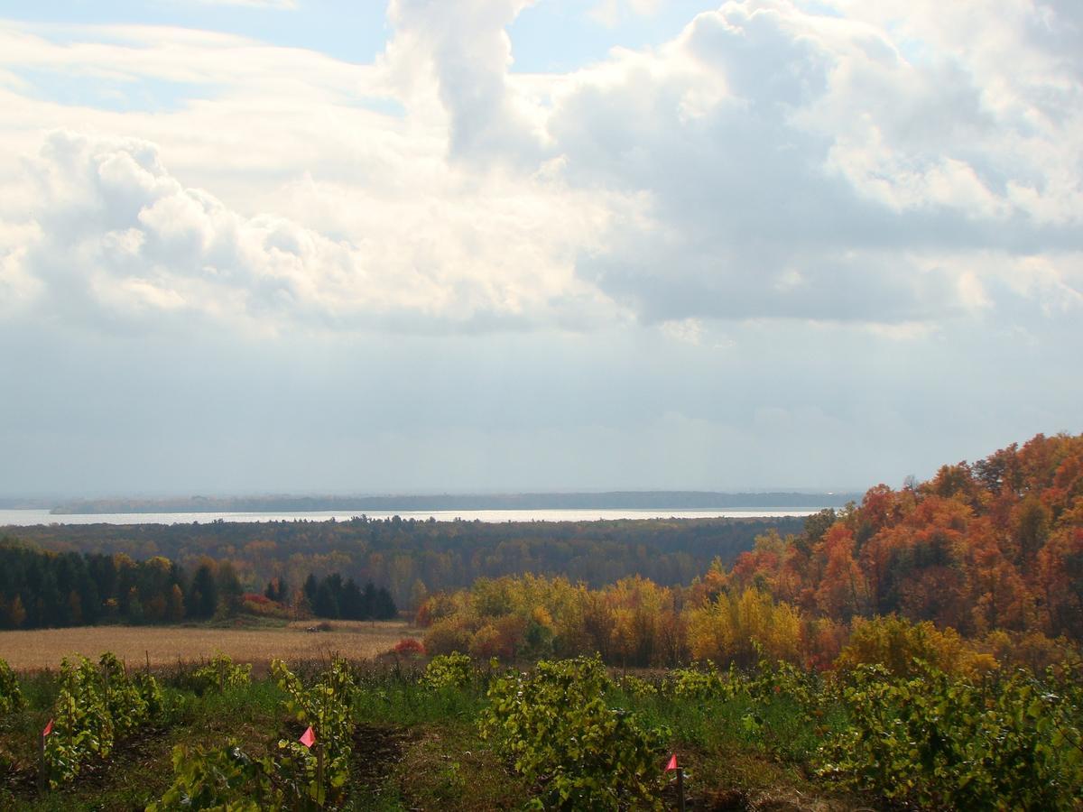Auberge De L'Abbaye D'Oka ภายนอก รูปภาพ